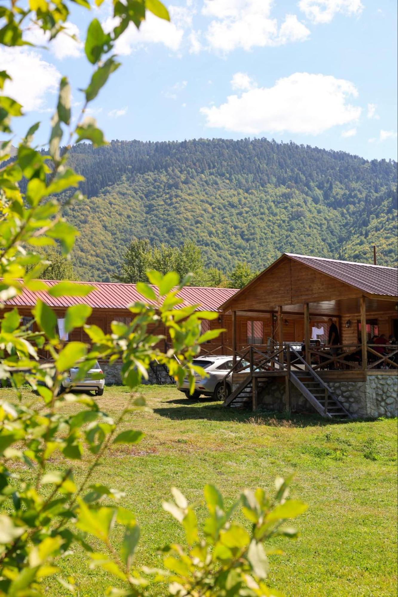 Hotel Ushba Hill 梅斯蒂亚 外观 照片